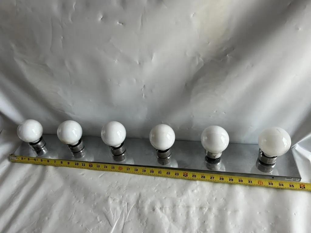 Chrome Vanity Light Bar with 6 Globe Bulbs