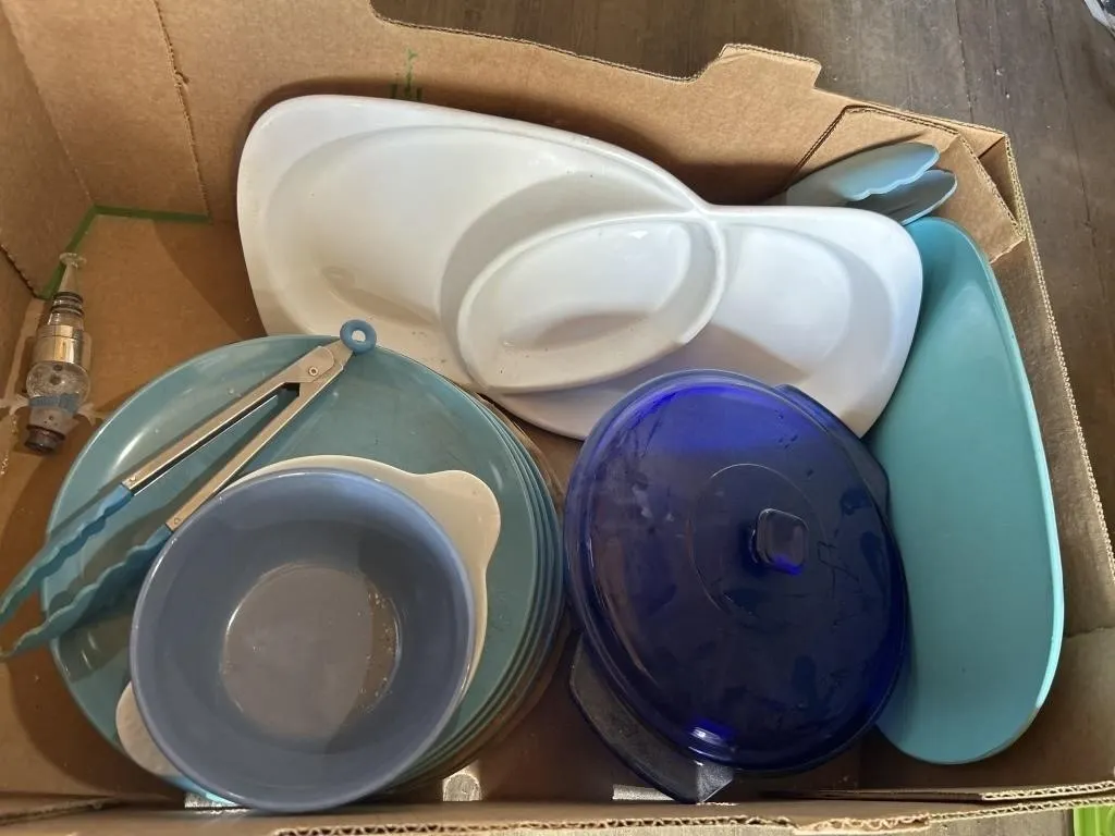 Mixed Blue Kitchenware, Bowls, Dishes & Tongs