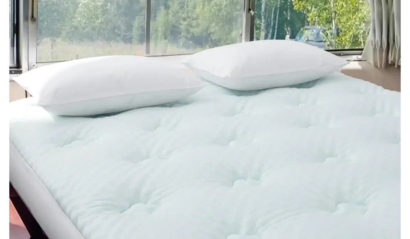 $142 Hansleep Memory Foam Short Queen Mattress