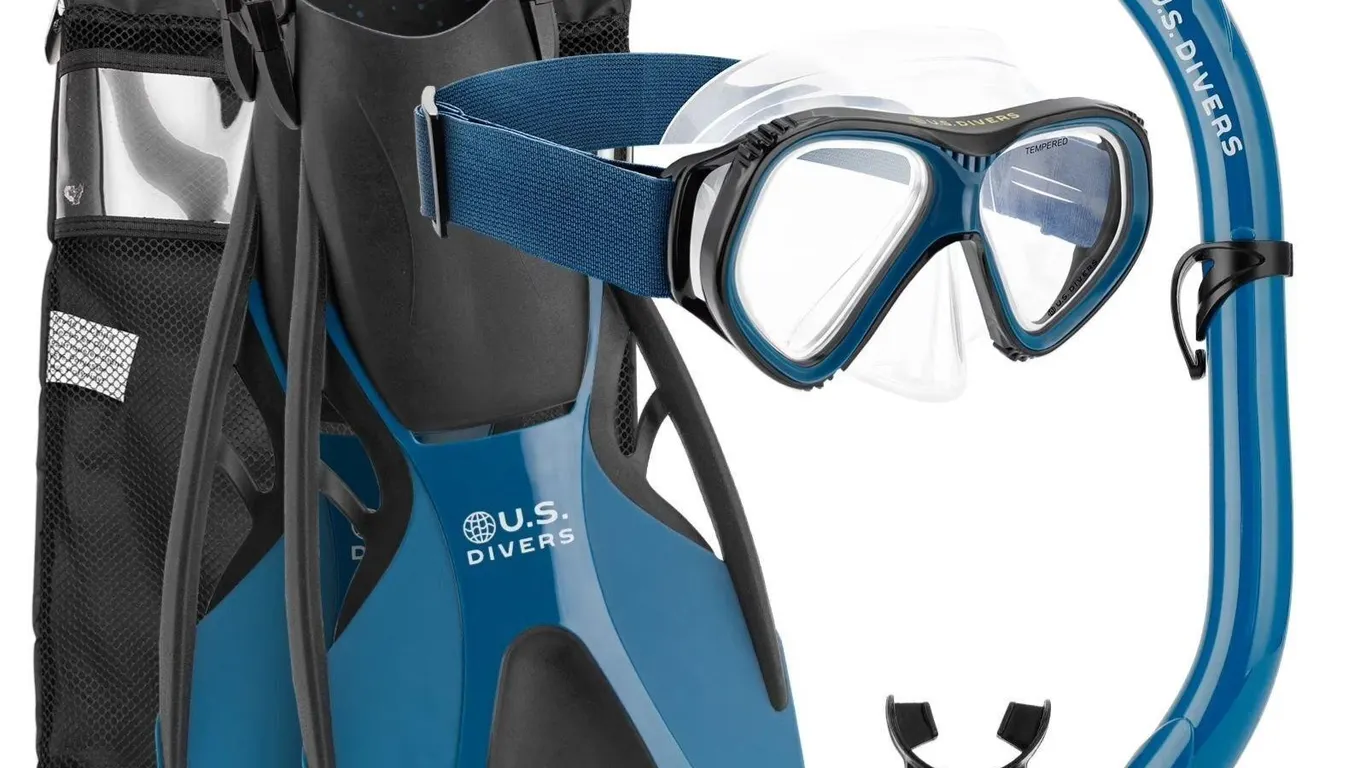 USED $60 U.S. Adult Divers Snorkel Set