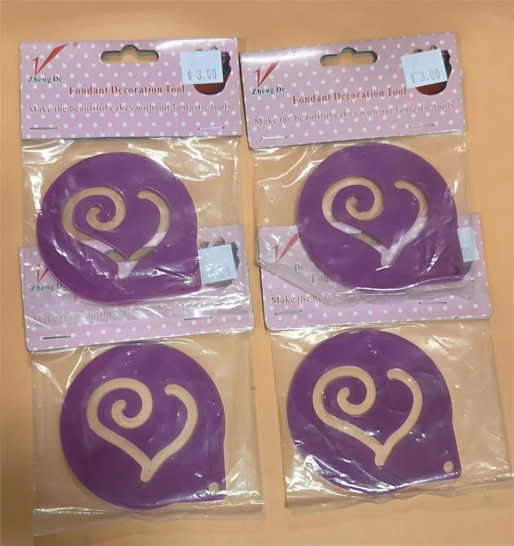4 pk Heart Cake Stencil