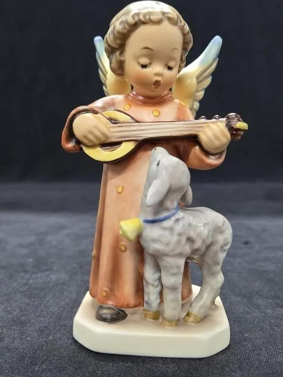 1st Issue M.I. Hummel "Angel Serenade with Lamb"