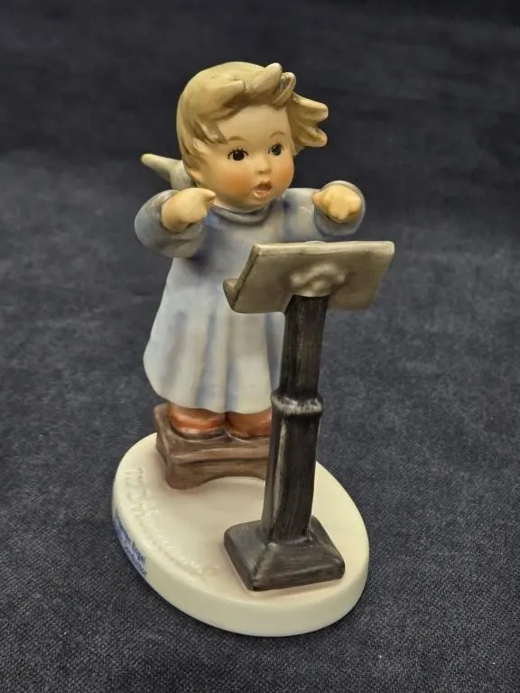 1st Issue M.I. Hummel "Angelic Conductor" Figurine