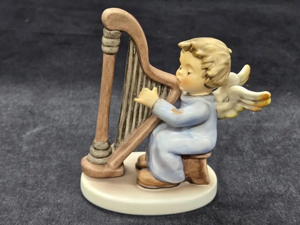 First Issue M.I. Hummel Club "Heavenly Harpist"