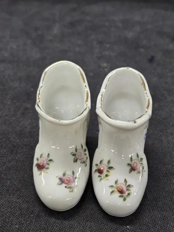 (2) 1945-1952 Porcelain Boots from Occupied Japan
