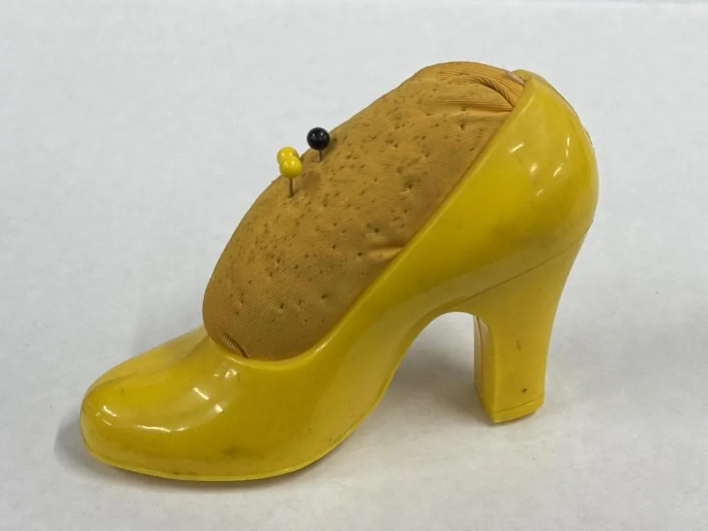 1940's Yellow Plastic Pump Pin Cushion