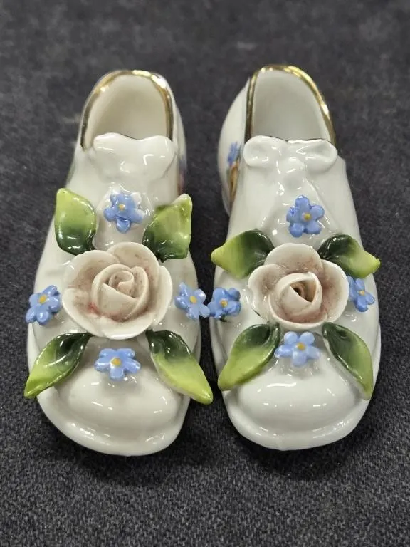 (2) Miniature Porcelain Decorative Shoes