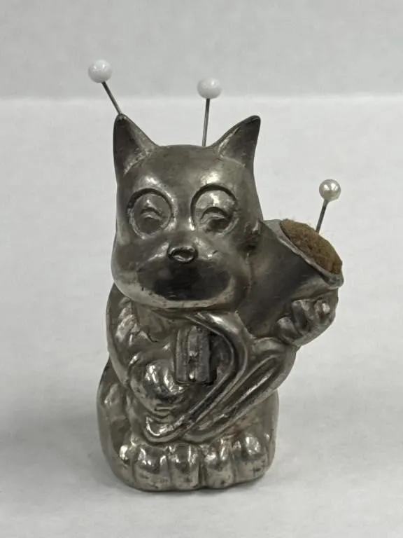 Pewter Dog Pin Cushion Figurine 2.5� Tall