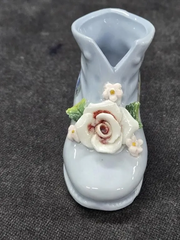 1890-1930 Miniature Porcelain Boot Figurine