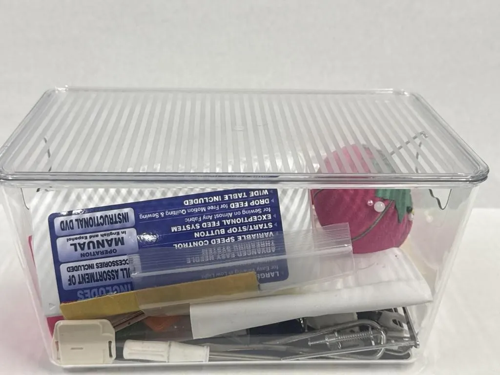 10�x6.5�x5.5� Clear Storage Container with