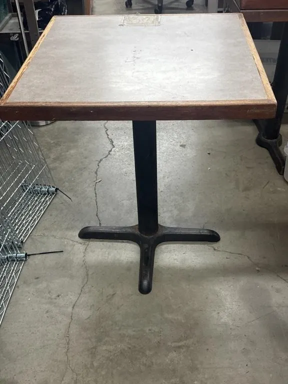 Restaurant Table with Base 25.5"x29.5"