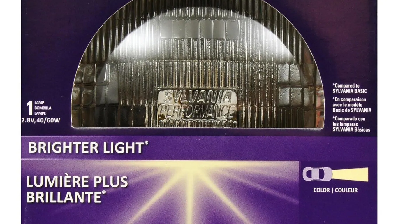 Sylvania H6024 Xtravision 7 Inch Sealed Beam Bulb