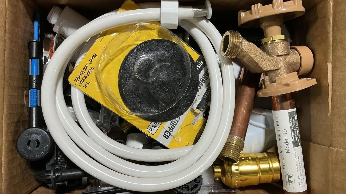 Plumbing Parts Bundle: Prier Model 19 Faucet &...