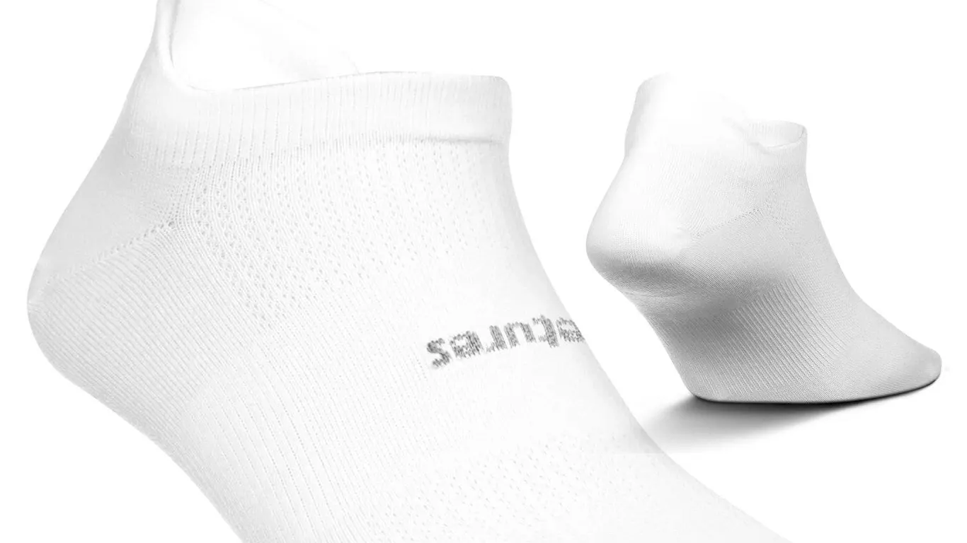 Feetures Ultra Light Ankle Socks White Medium