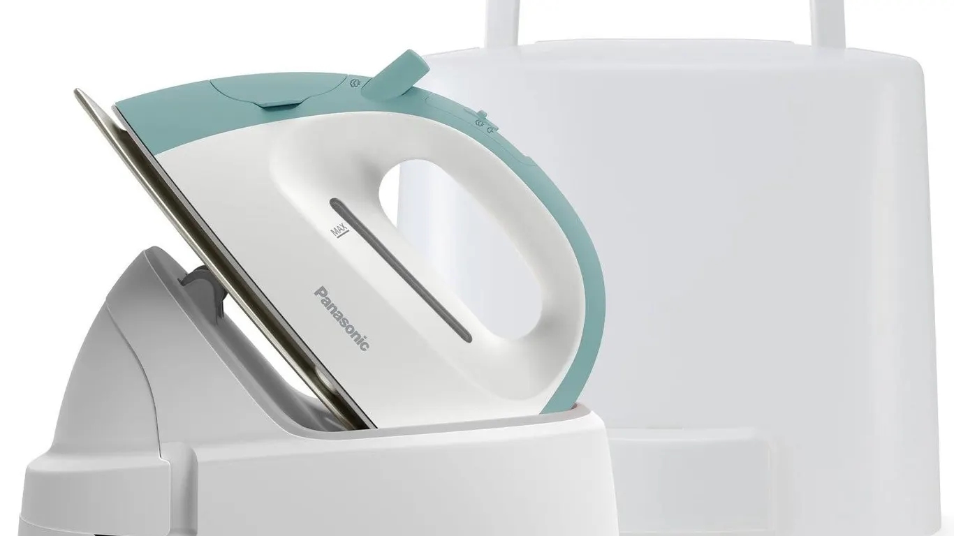 Panasonic NI-QL300G Cordless Steam Iron Sage Green