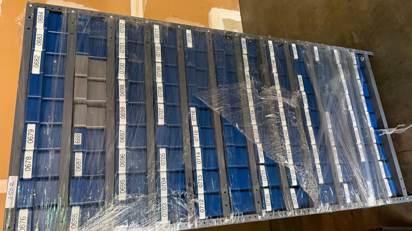 Steel Rack with 108 Parts Bins