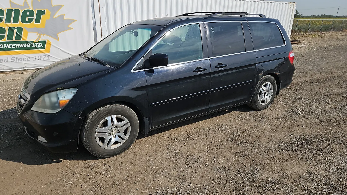 2007 Honda Odyssey Touring 4dr Mini-Van w/DVD and Navi
