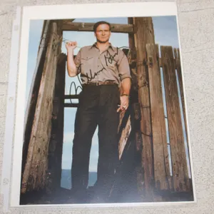 William Hurt Autographed Photograph
