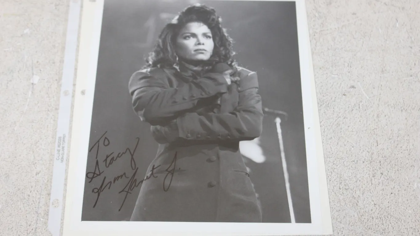 Janet Jackson Autographed Photo