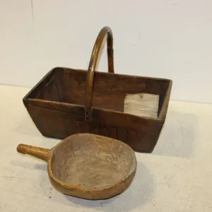 French Wood Basket & Scoop