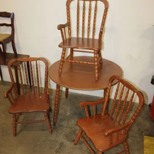 Colonial Child's Furniture
