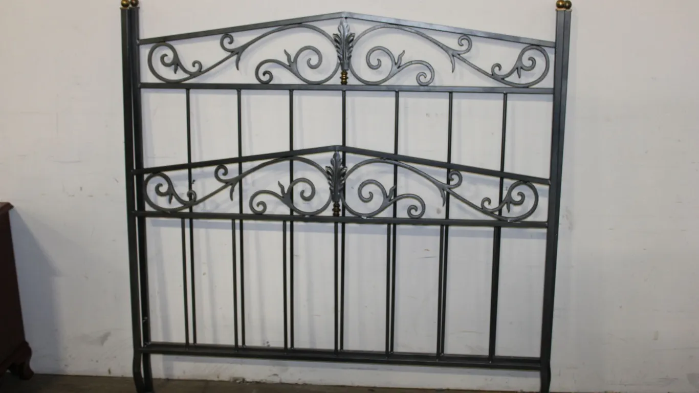 Queen Metal Bed Frame