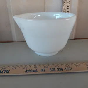Hamilton Beach Mixing Bowl, Racine Wisconsin, 6.25''X4.5''