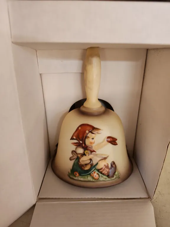 1979 M.J. Hummel Goebel Annual Bell In Bas-Relief 2nd Edition In Box