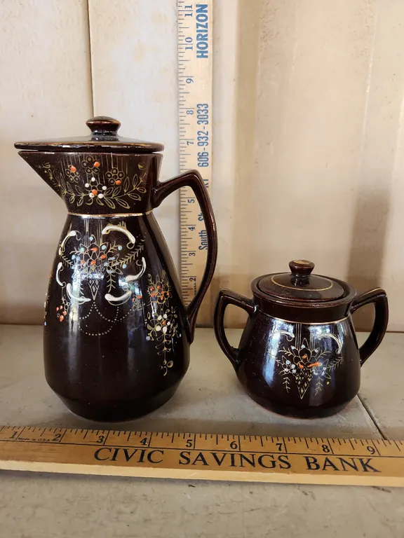 Vintage Japanese Moriage Redware Coffee/Chocolate Pot & Sugar