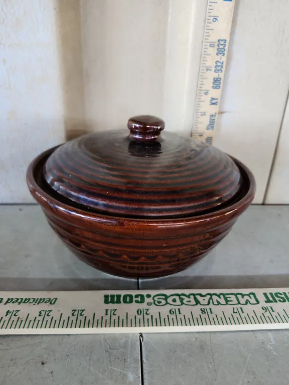 Vintage Marcrest Oven Proof U.S.A. Crock Baking/Casserole Dish W/Lid
