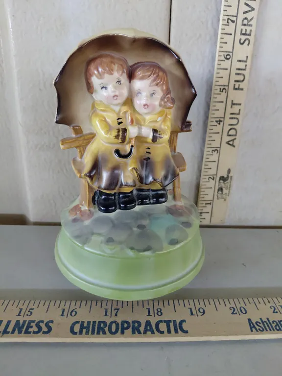 Vintage Sankyo Japan Musical Kids W/Umbrella Tested Works 6.25" Tall