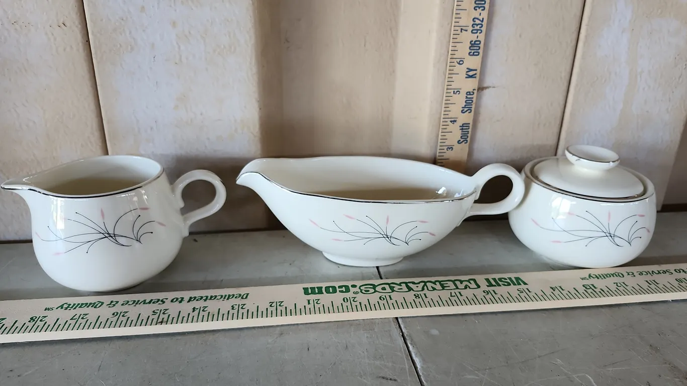 Vintage Unmarked Homer Laughlin Rhythm Sugar, Creamer, & Gravy Boat
