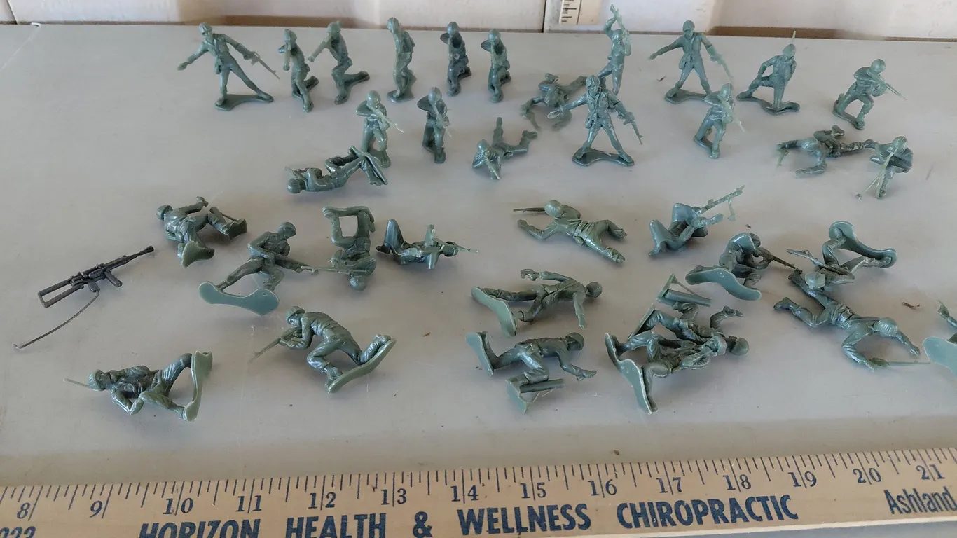 Assorted Green Plastic Army Men