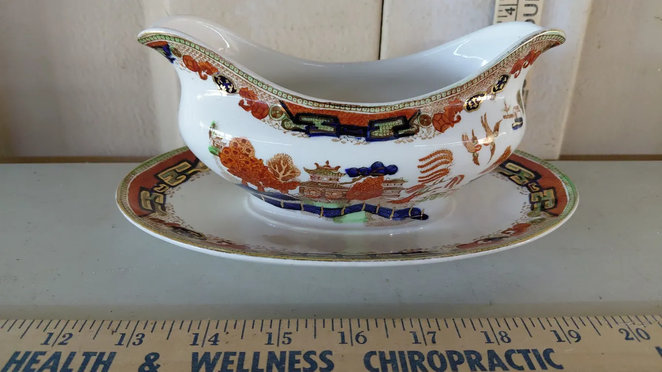 Ridgway England Semi China Gravy Boat 9''X6''X4''