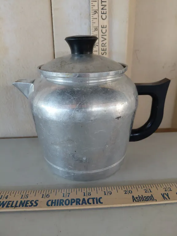 Regal Aluminum Coffee Pot 9''X7''