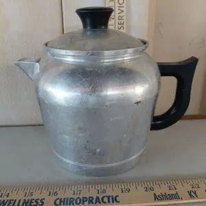 Regal Aluminum Coffee Pot 9''X7''