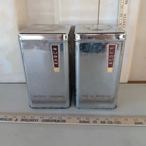 Lincoln BeautyWare Flour & Sugar Canisters