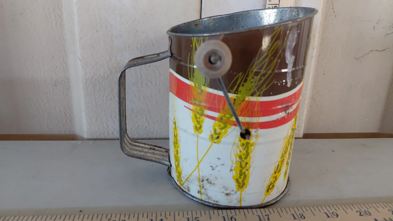 Vintage Bromwell's Sifter 6''X6''X5.5'' Screen Has Damage