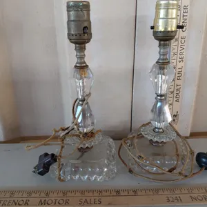 Pair Of Vintage Clear Glass Lamps 4.5''X10'' Cords Need Replaced