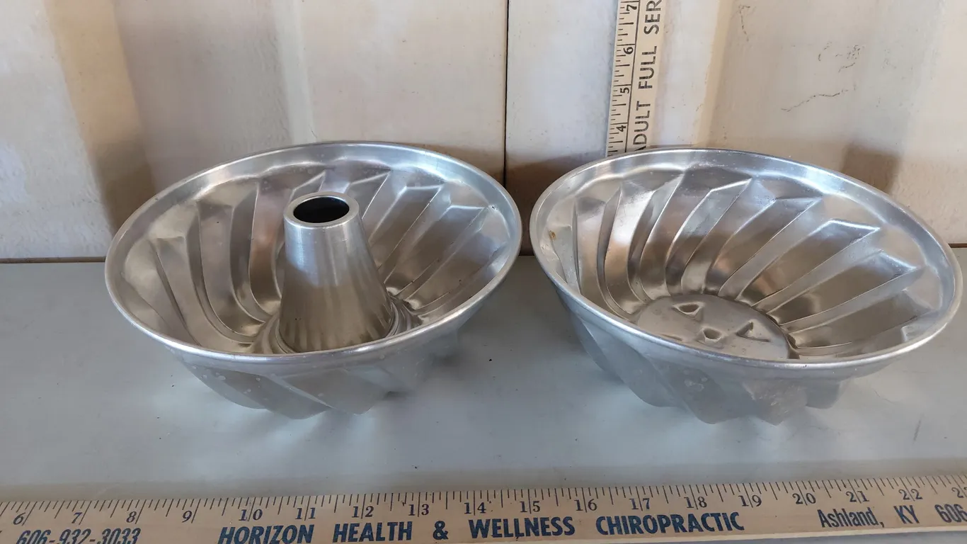 Aluminum Swirl Bundt & Jello Pans 8.5''X3.5''