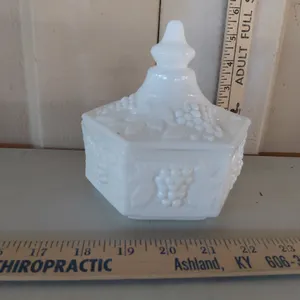 Imperial Milk Glass Grape Leaf Candy Dish 5.5''X5''