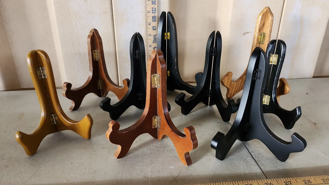 9 Wood Plate/Picture Stands