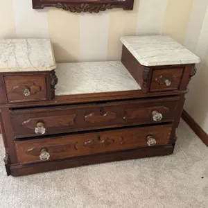 Antique Victorian Vanity Chest