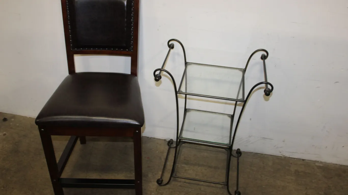 Counter Stool & Side Table