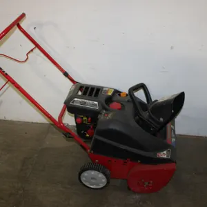 Troy-Bilt Squall Snow Blower
