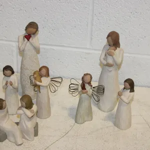 Willow Tree Figures