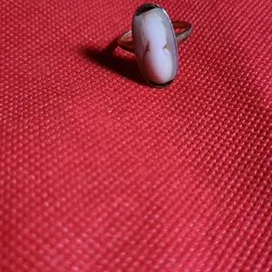 10K Gold (Unverified) Cameo Ring, Pink Shell Portrait, US Size 5, Oval Cabochon Setting, Marked Band