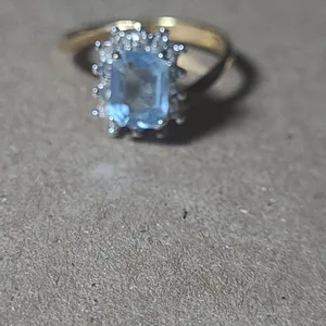 14K Yellow Gold Ring with Emerald-Cut Blue Gemstone/Diamond Halo, (Unverified) 14K GEQ SJCJ