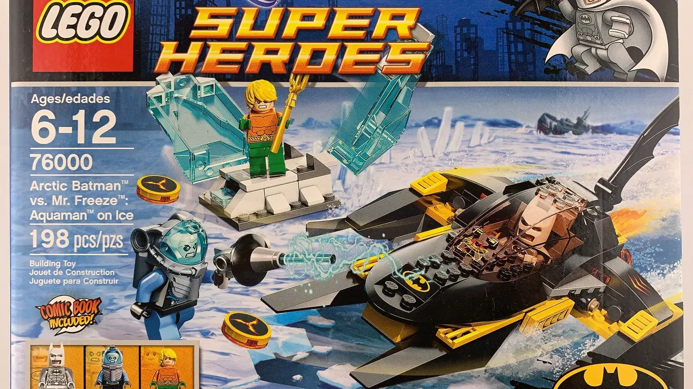 LEGO DC Universe Super Heroes Arctic Batman vs. Mr. Freeze: Aquaman on Ice 76000 (2013)