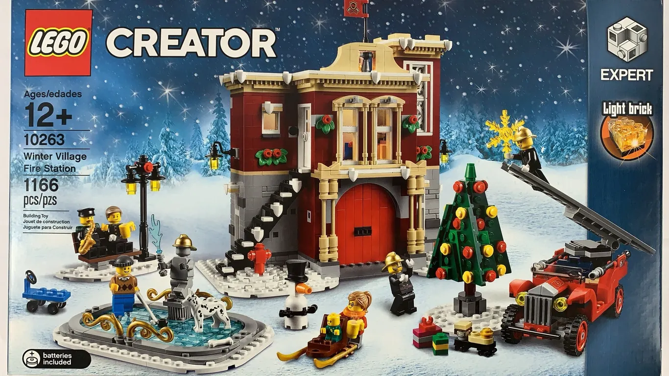 LEGO Creator Expert Winter Village Fire Station 10263 (2018)
